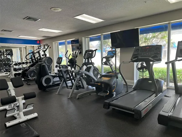 $6,500 | 6001 North Ocean Drive, Unit 503, Hollywood, FL 33019
