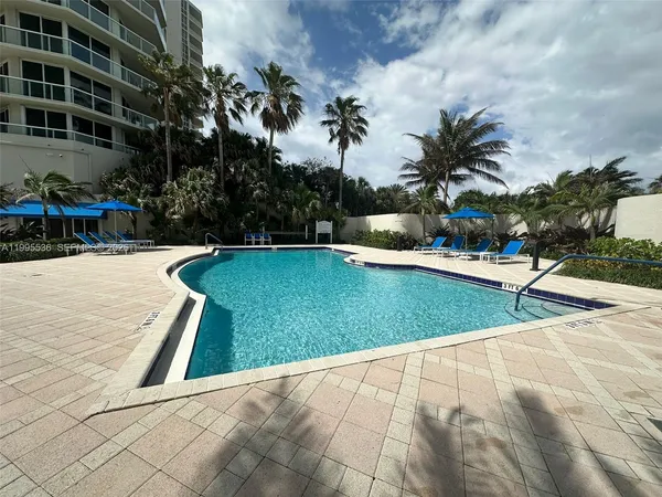 $6,500 | 6001 North Ocean Drive, Unit 503, Hollywood, FL 33019