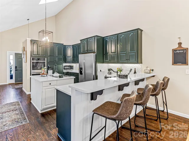 $685,000 | 4973 Us Highway, Saluda, NC 28773