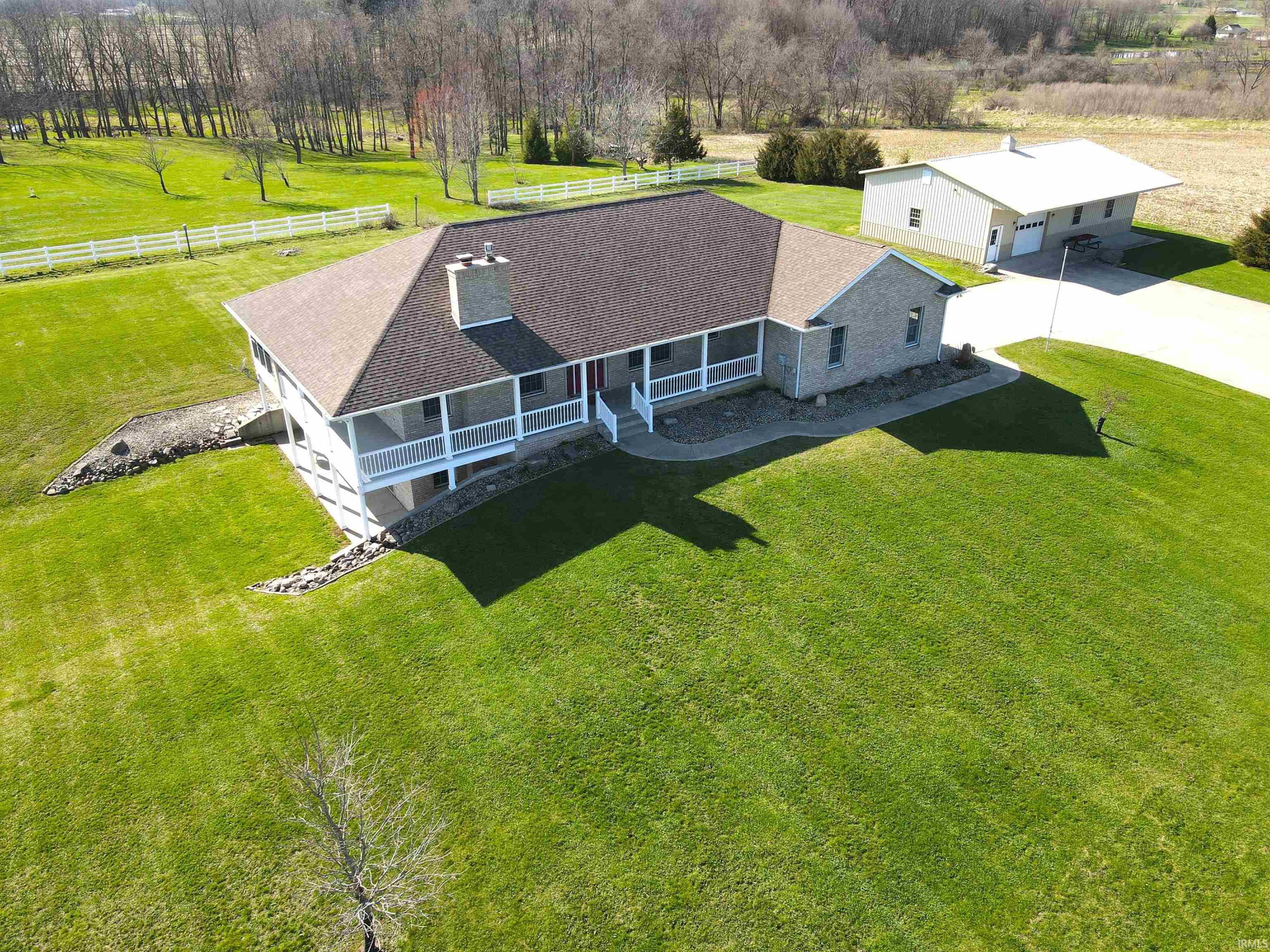 4239 South Kinsey Road Claypool, IN 46510 - Photo 5 of 36 Gallery Image 5
