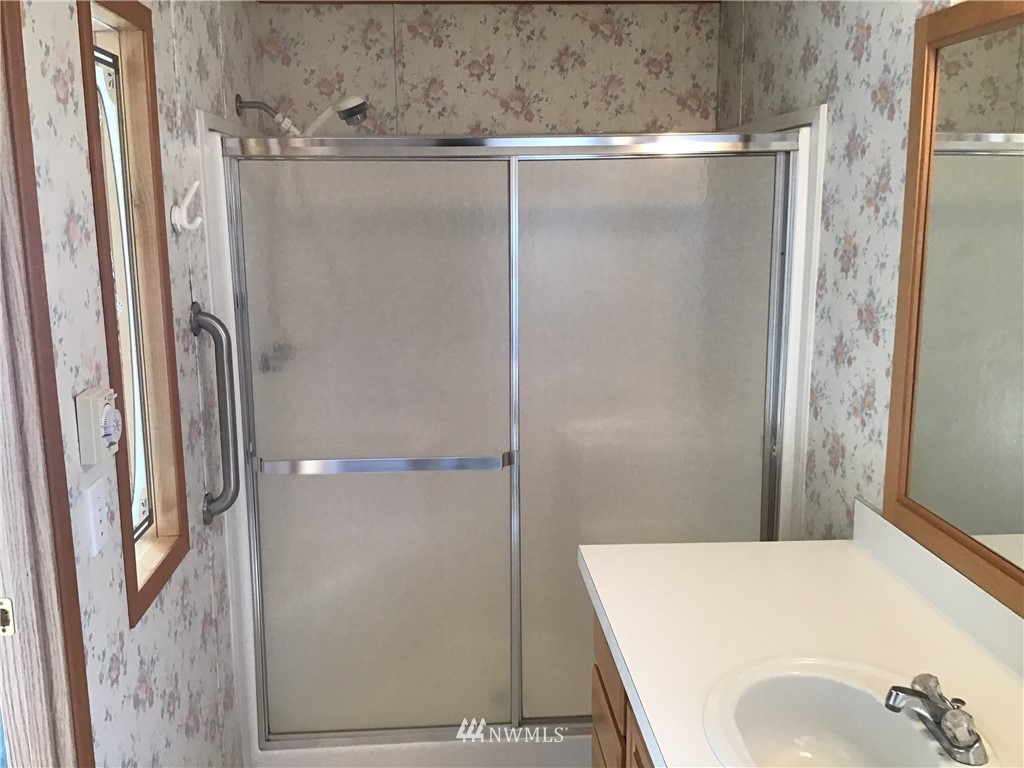 911 Meadow Ridge Drive, Unit 32 Wenatchee, WA 98801 - Photo 9 of 18 Gallery Image 9