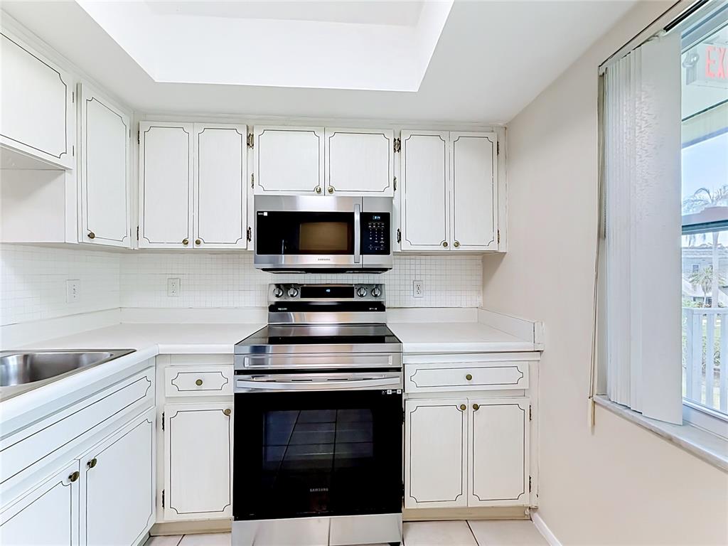 1433 South Belcher Road, Unit F11 Clearwater, FL 33764 - Photo 3 of 22