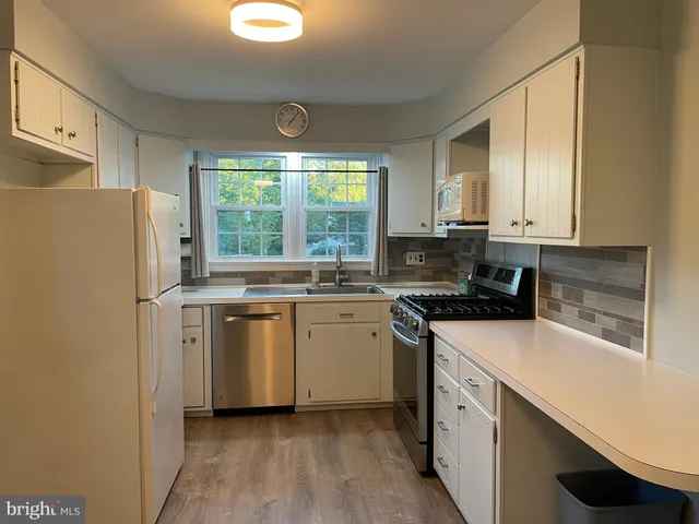 $489,900 | 181 Campmeeting Road, Willow Grove, PA 19090