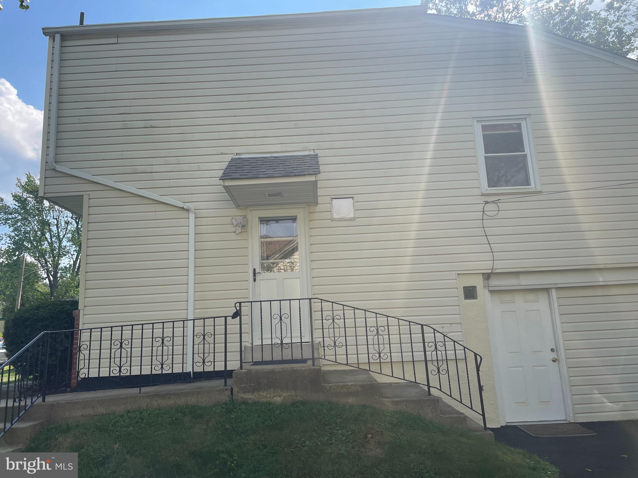 181 Campmeeting Road Willow Grove, PA 19090 - Photo 4 of 49