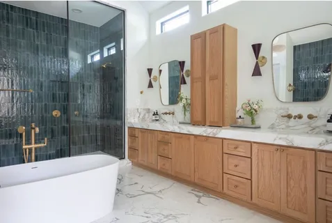 $2,150,000 | 11501 Firethorn Court, Austin, TX 78732