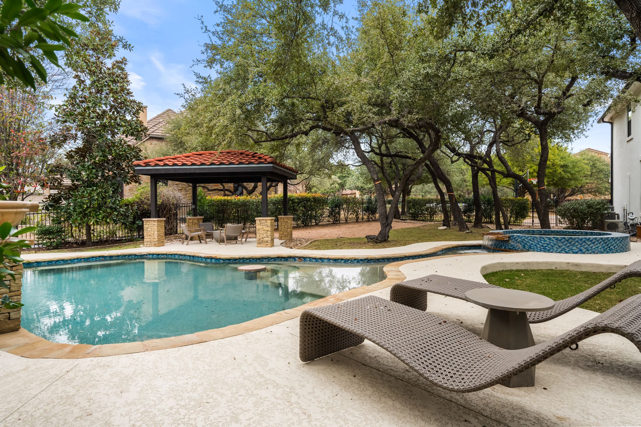 11501 Firethorn Court Austin, TX 78732 - Photo 27 of 34