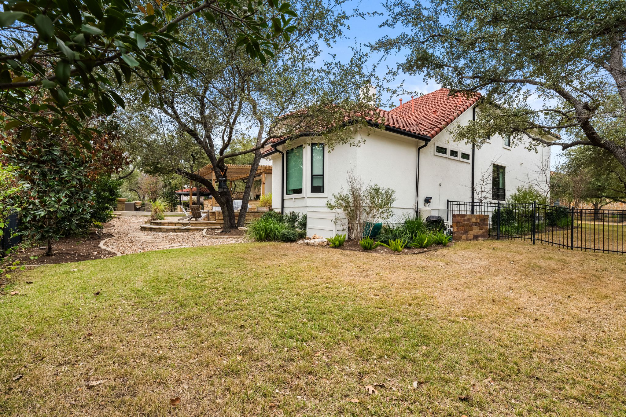 11501 Firethorn Court Austin, TX 78732 - Photo 32 of 34