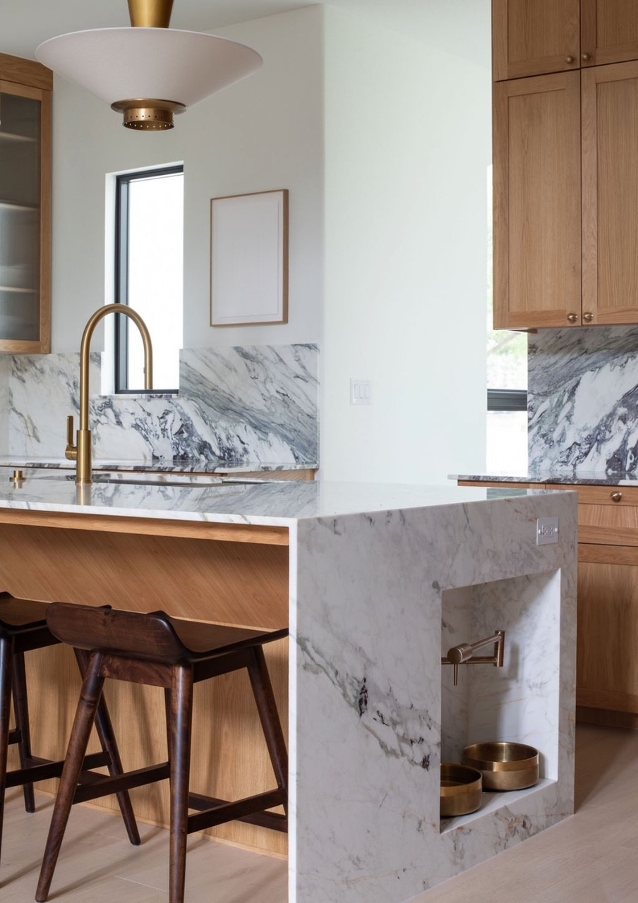 11501 Firethorn Court Austin, TX 78732 - Photo 5 of 34