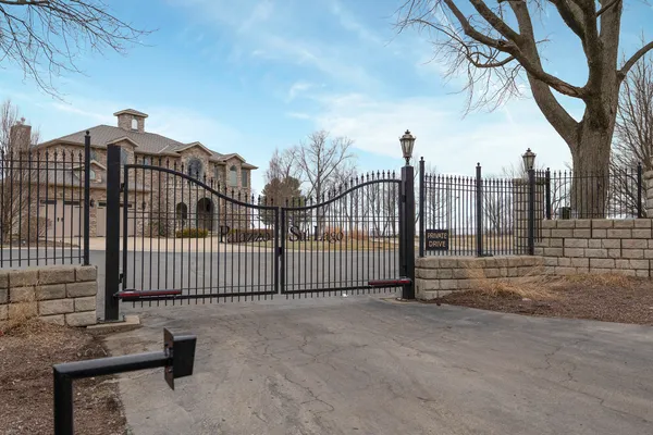 $299,000 | 632 North Sul Lago Benton Harbor, Benton Harbor, MI 49022