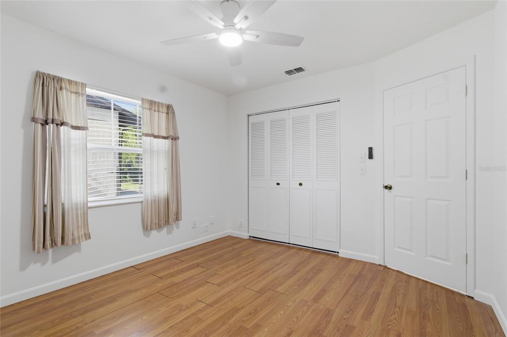 5019 Larch Lane New Port Richey, FL 34653 - Photo 10 of 33