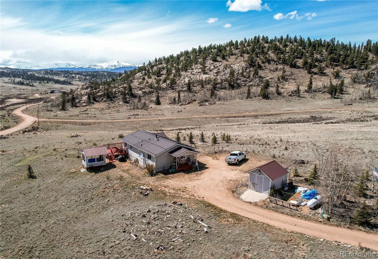 55 Chippewa Road Jefferson, CO 80456 - Photo 6 of 48 Gallery Image 6