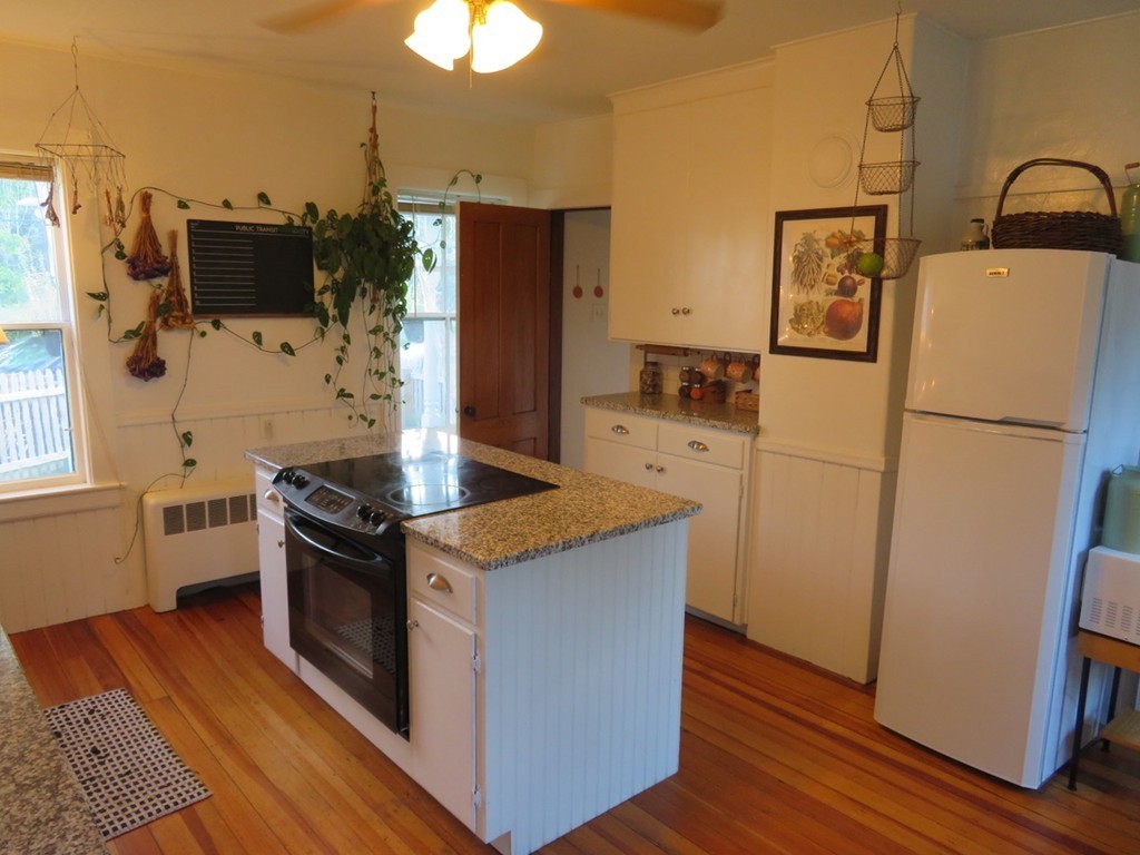 7 Library Street Bernardston, MA 01337 - Photo 8 of 27 Gallery Image 8