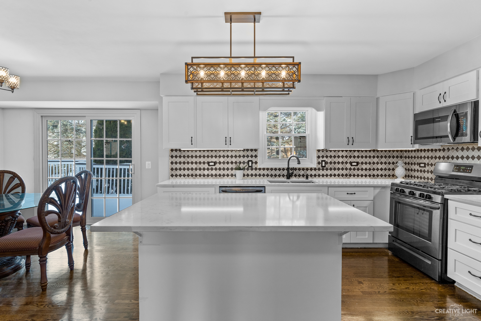 1916 Slippery Rock Road Naperville, IL 60565 - Photo 9 of 34