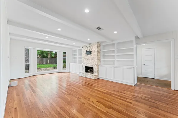 $529,900 | 10146 Hanka Drive, Houston, TX 77043