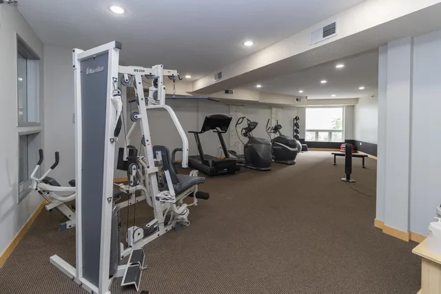 $235,000 | 2600 University Avenue Southeast, Unit 409, Minneapolis, MN 55414