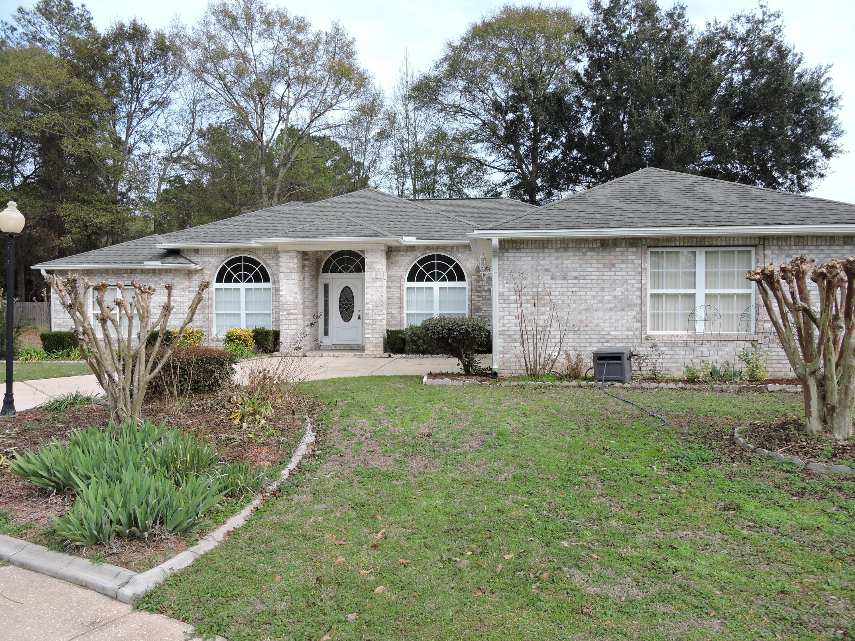 5831 Buckskin Court Crestview, FL 32536 - Photo 2 of 26 DSCN6567