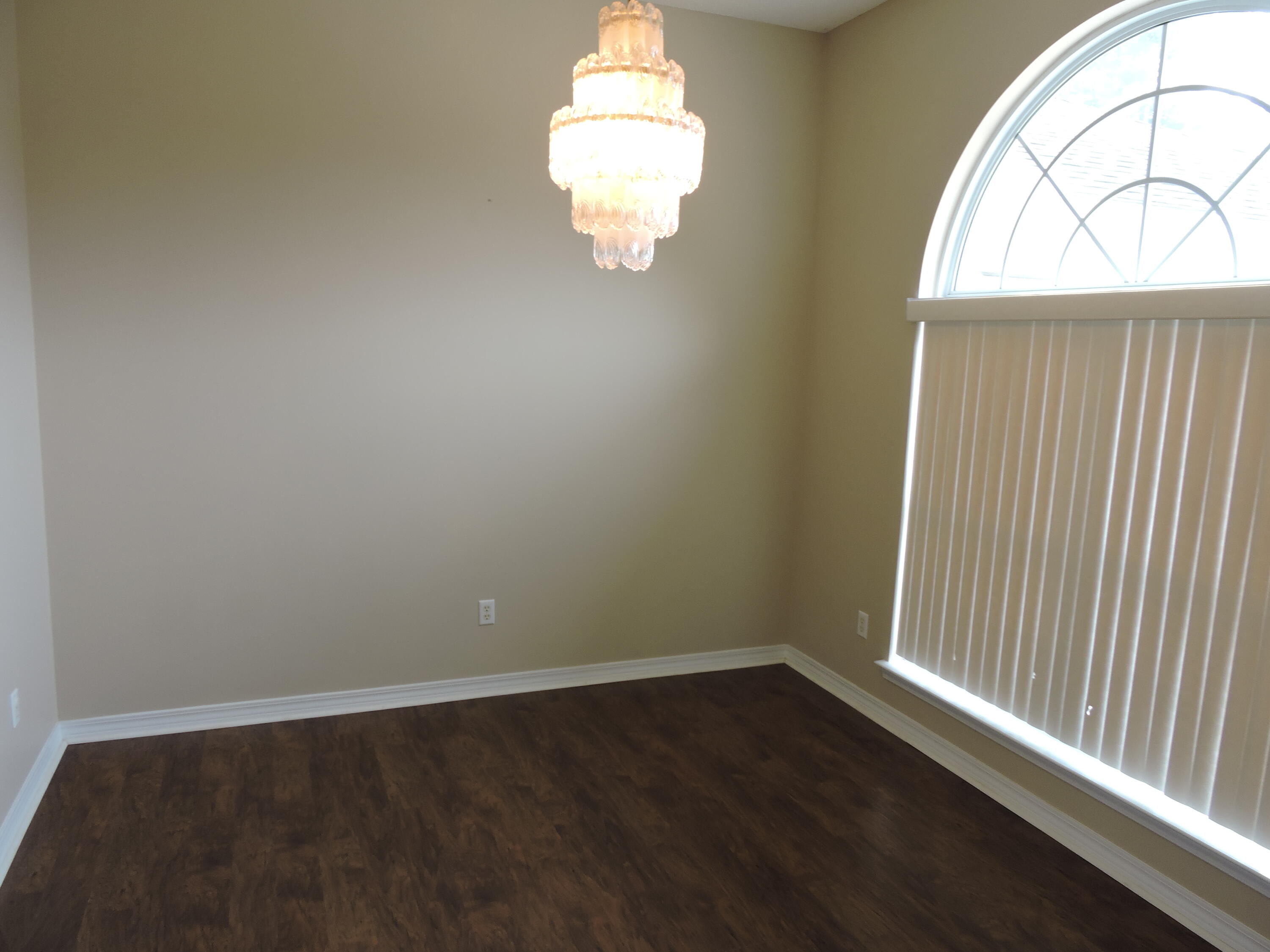 5831 Buckskin Court Crestview, FL 32536 - Photo 3 of 26 DSCN6568