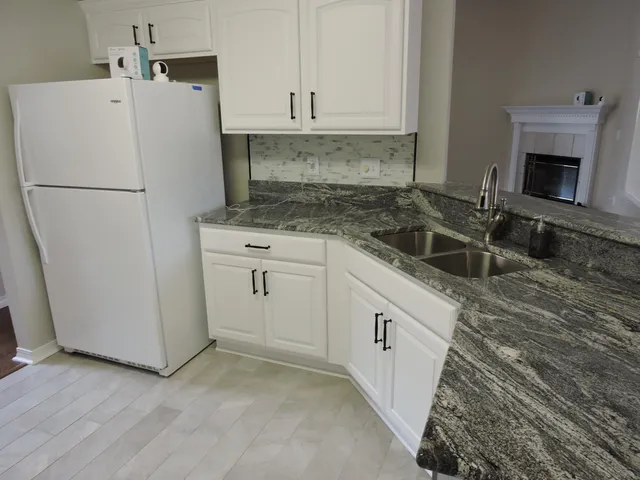 $2,100 | 5831 Buckskin Court, Crestview, FL 32536