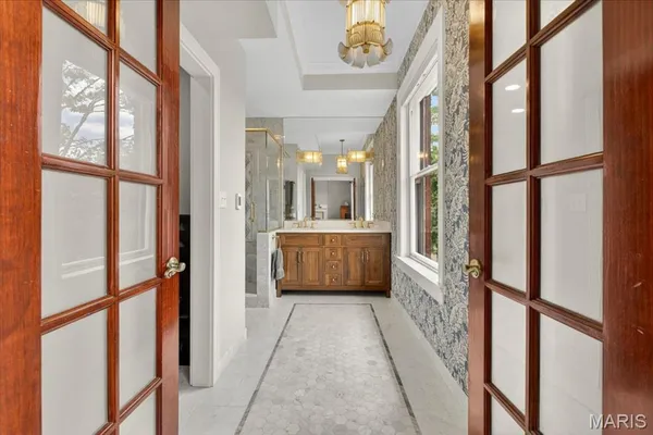 $899,900 | 5123 Westminster Place, St. Louis, MO 63108