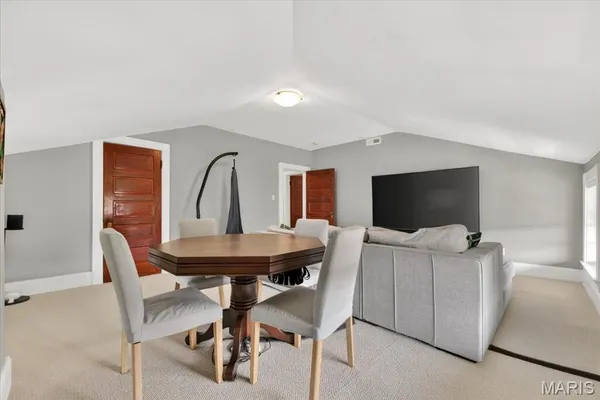 $899,900 | 5123 Westminster Place, St. Louis, MO 63108