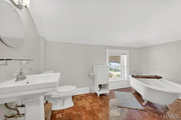$899,900 | 5123 Westminster Place, St. Louis, MO 63108