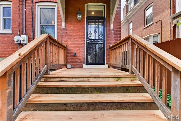 $899,900 | 5123 Westminster Place, St. Louis, MO 63108