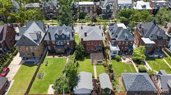 $899,900 | 5123 Westminster Place, St. Louis, MO 63108
