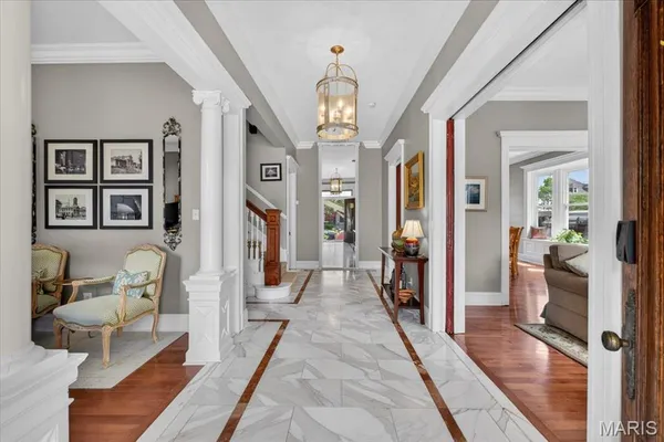 $899,900 | 5123 Westminster Place, St. Louis, MO 63108