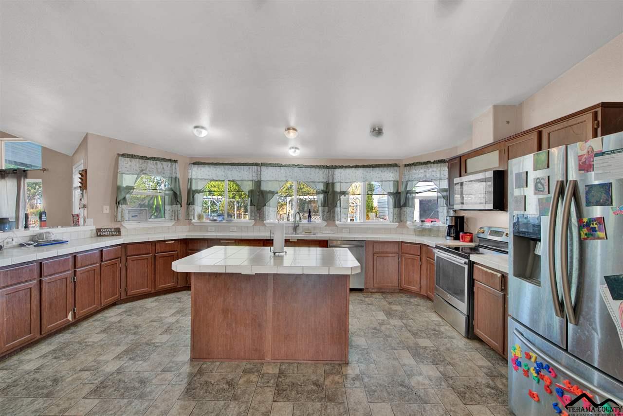 20590 Stewart Road Red Bluff, CA 96080 - Photo 15 of 39