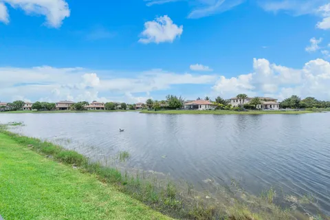 $1,690,000 | 11525 Northwest 81st Place, Parkland, FL 33076