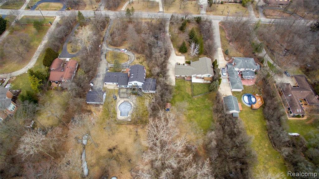 8475 Bridge Road Grosse Ile, MI 48138 - Photo 4 of 68