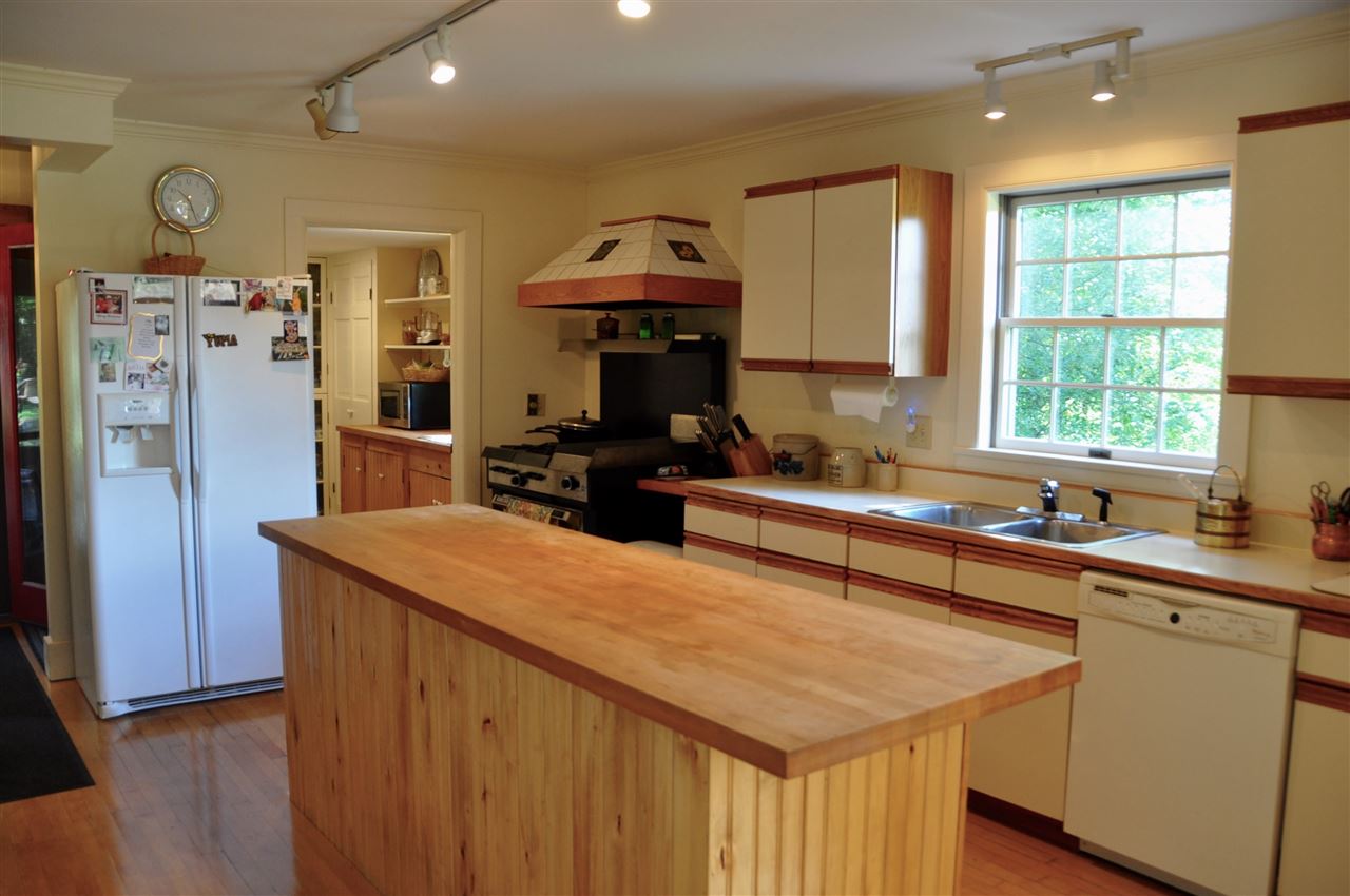 270 Barnes Road Whiting, VT 05778 - Photo 13 of 40