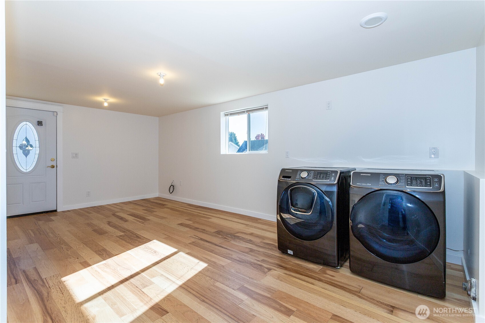 3905 Northeast 6th Street Renton, WA 98056 - Photo 16 of 32
