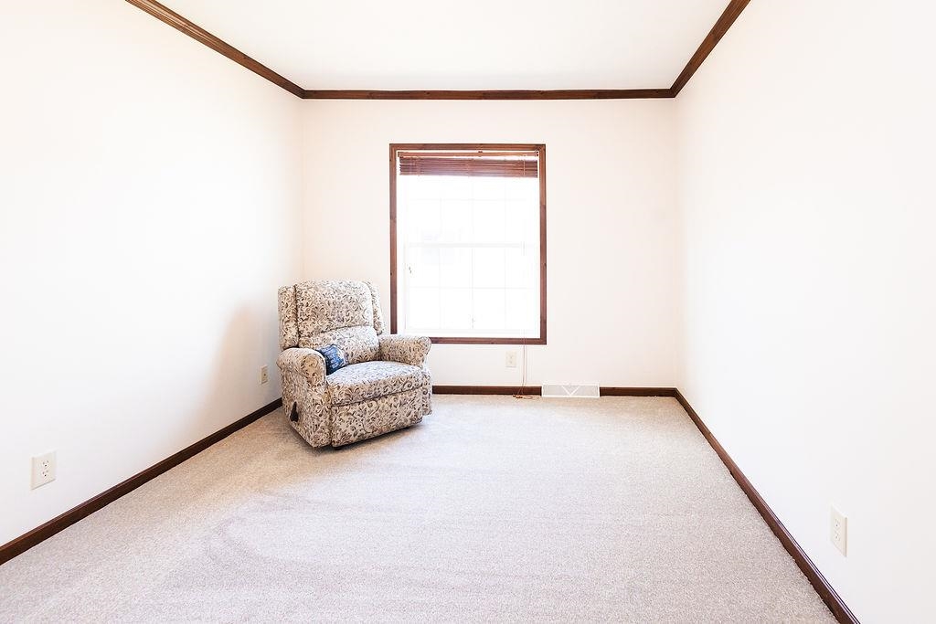220 Robin Hood Lane, Unit 220 Exeter, NH 03833 - Photo 23 of 38