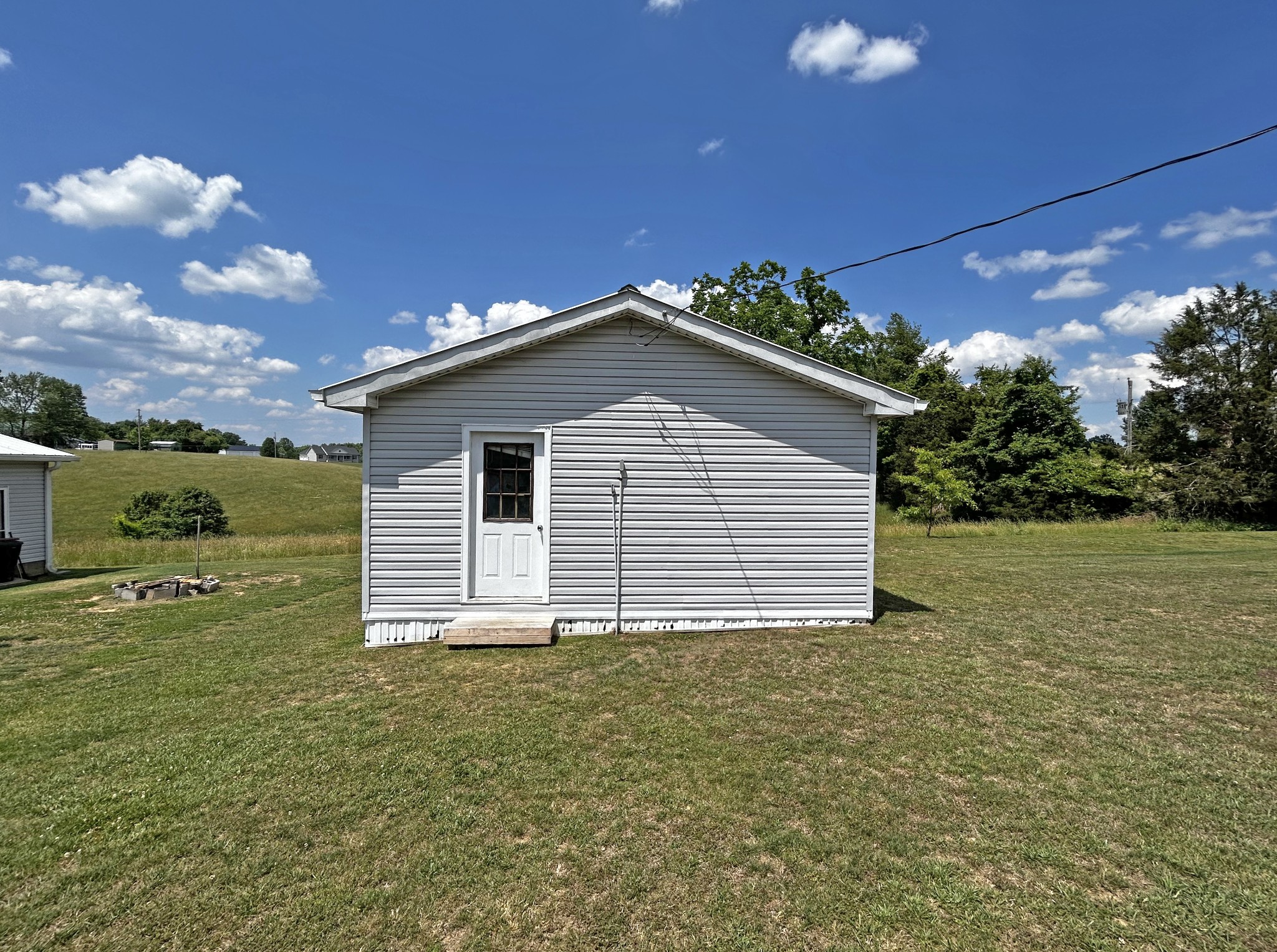 2065 Austin Road Lafayette, TN 37083 - Photo 34 of 36