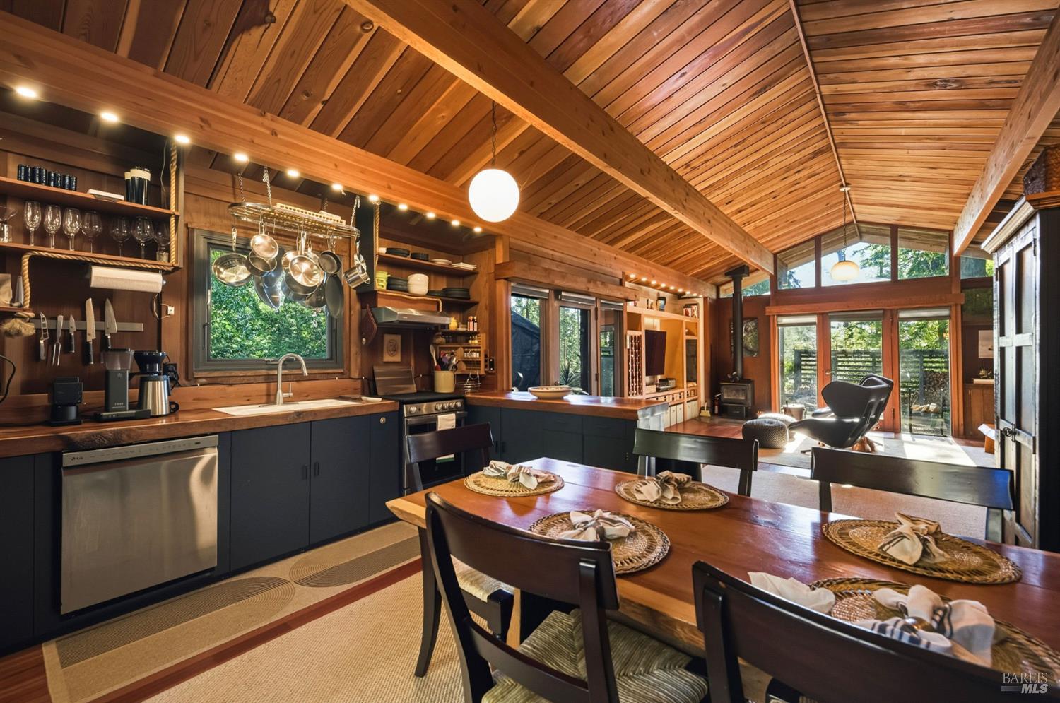 22000 Timber Cove Road Jenner, CA 95450 - Photo 4 of 27