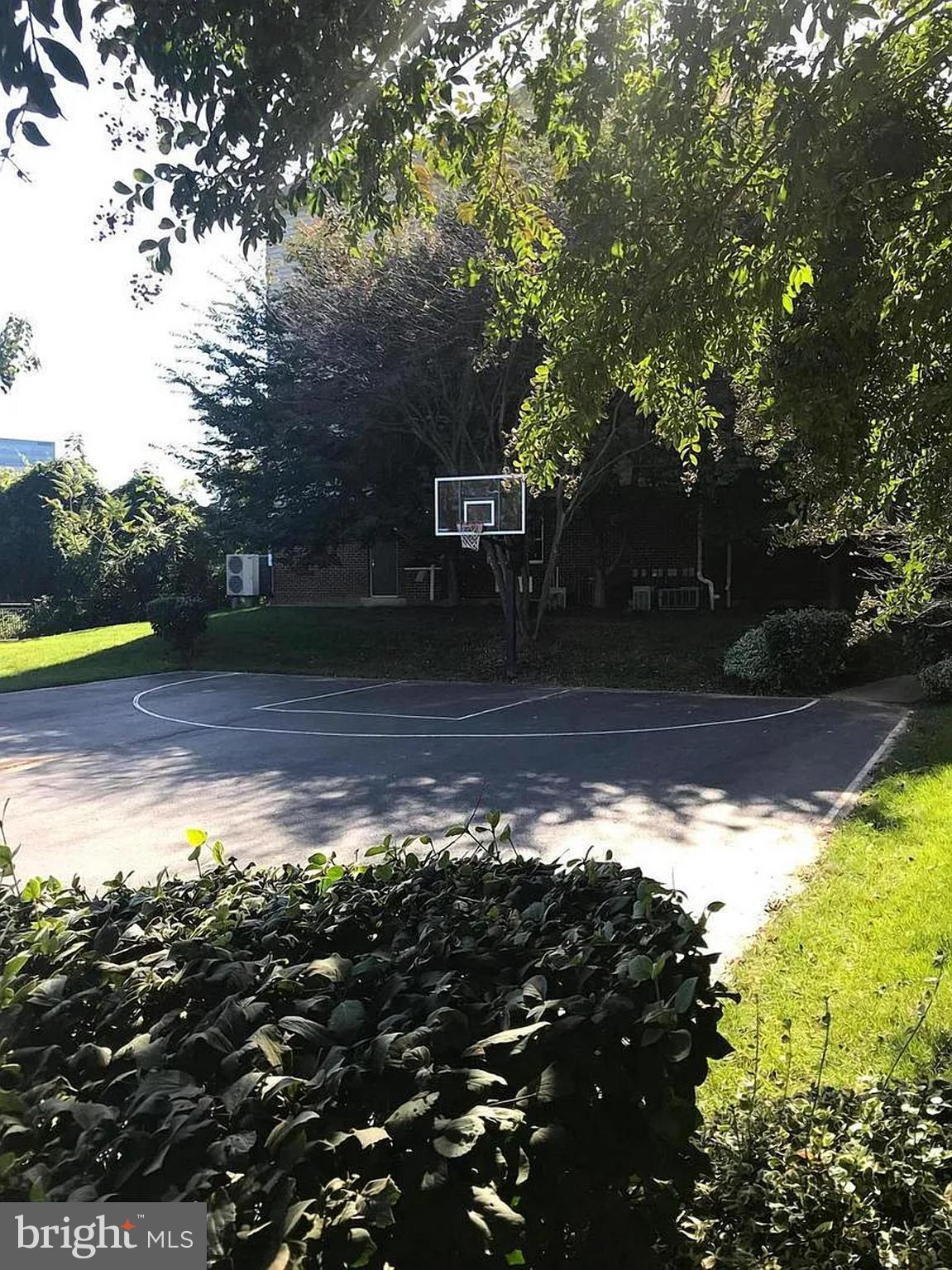 1580 Spring Gate Dr., Unit 4314 McLean, VA 22102 - Photo 32 of 36