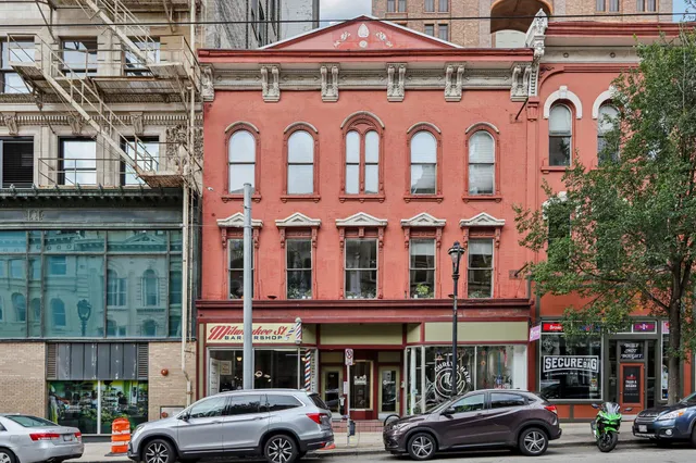 $200,000 | 715 North Milwaukee Street, Unit 305, Milwaukee, WI 53202