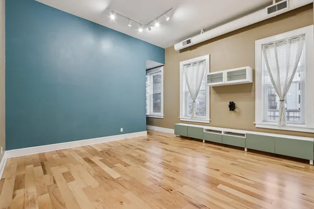 $200,000 | 715 North Milwaukee Street, Unit 305, Milwaukee, WI 53202