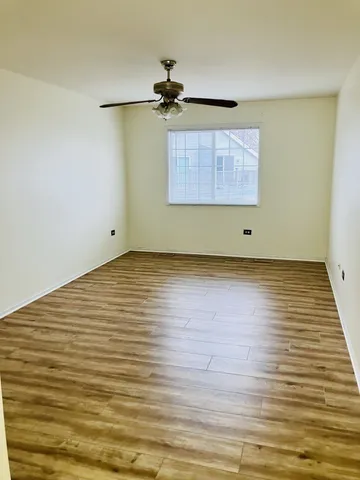 $2,250 | 3524 Willowview Court, Aurora, IL 60504