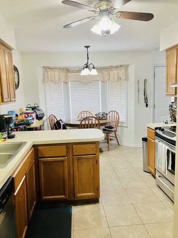 $2,250 | 3524 Willowview Court, Aurora, IL 60504