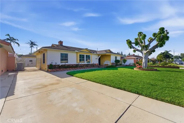 $1,199,900 | 10406 Hasty Avenue, Downey, CA 90241
