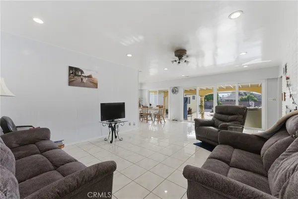 $1,199,900 | 10406 Hasty Avenue, Downey, CA 90241