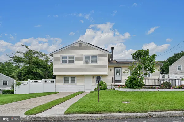 $520,000 | 48 West Bolton Avenue, Absecon, NJ 08201