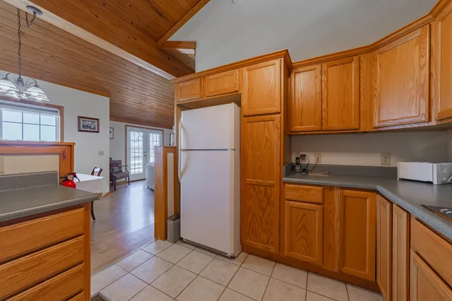 $459,950 | 1927 Laurel Lake Drive, Monteagle, TN 37356