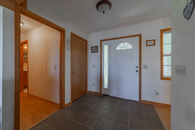 $459,950 | 1927 Laurel Lake Drive, Monteagle, TN 37356