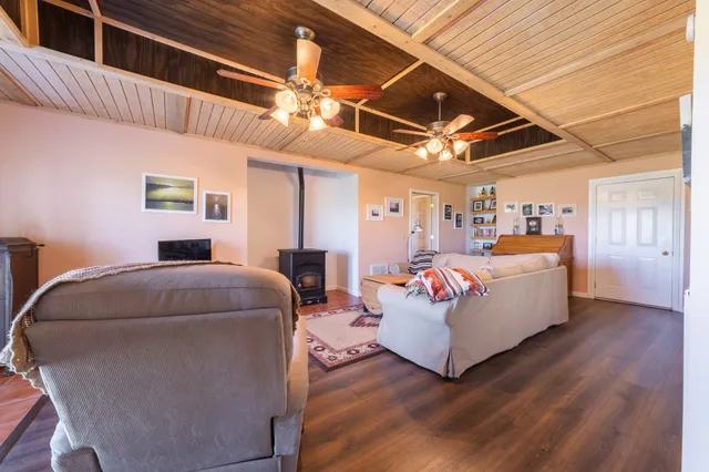 $459,950 | 1927 Laurel Lake Drive, Monteagle, TN 37356