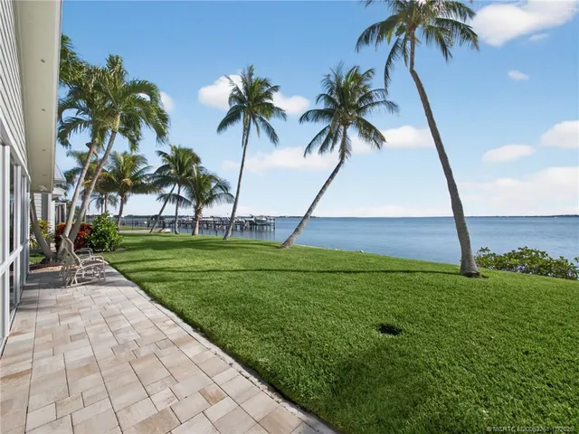 $1,250,000 | 3961 Northeast Breakwater Drive, Jensen Beach, FL 34957