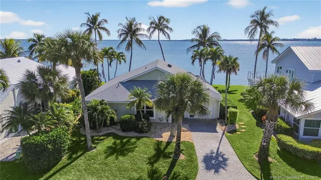 $1,250,000 | 3961 Northeast Breakwater Drive, Jensen Beach, FL 34957