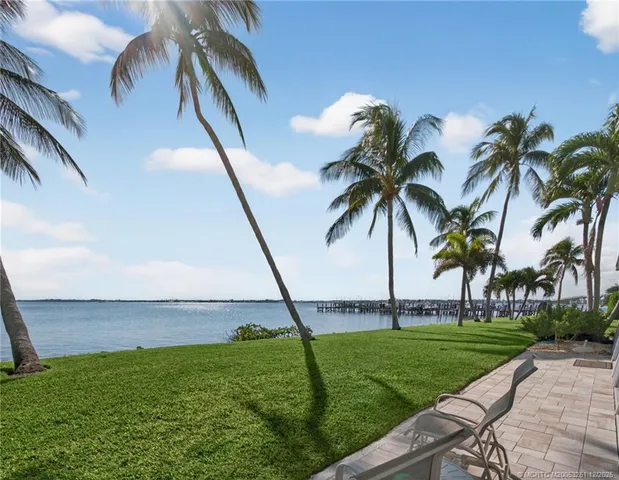 $1,250,000 | 3961 Northeast Breakwater Drive, Jensen Beach, FL 34957